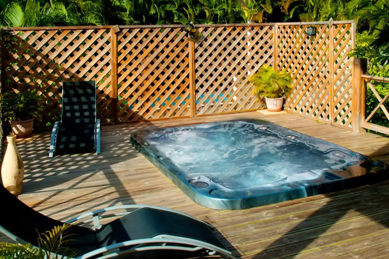 Villa De 5 Chambres A A 250 M De La Avec Vue Sur La Piscine Privee Et Jacuzzi *