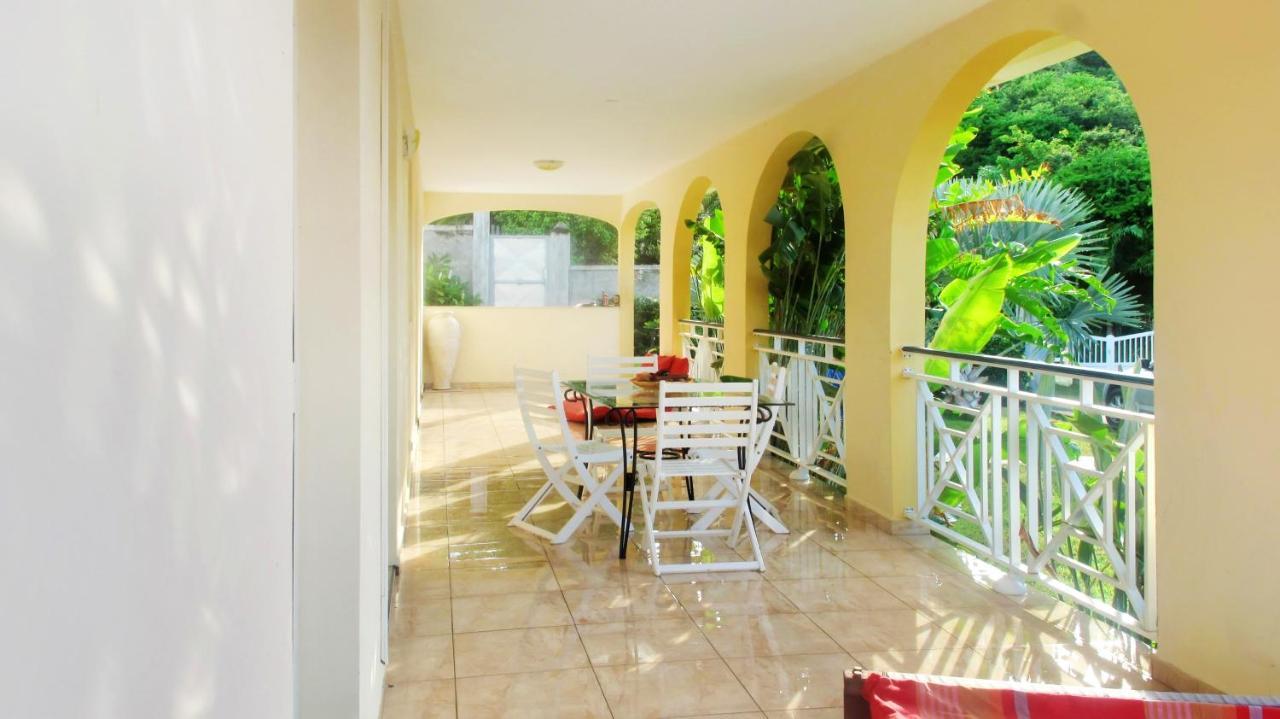 De 5 Chambres A A 250 M De La Avec Vue Sur La Piscine Privee Et Jacuzzi Deshaies